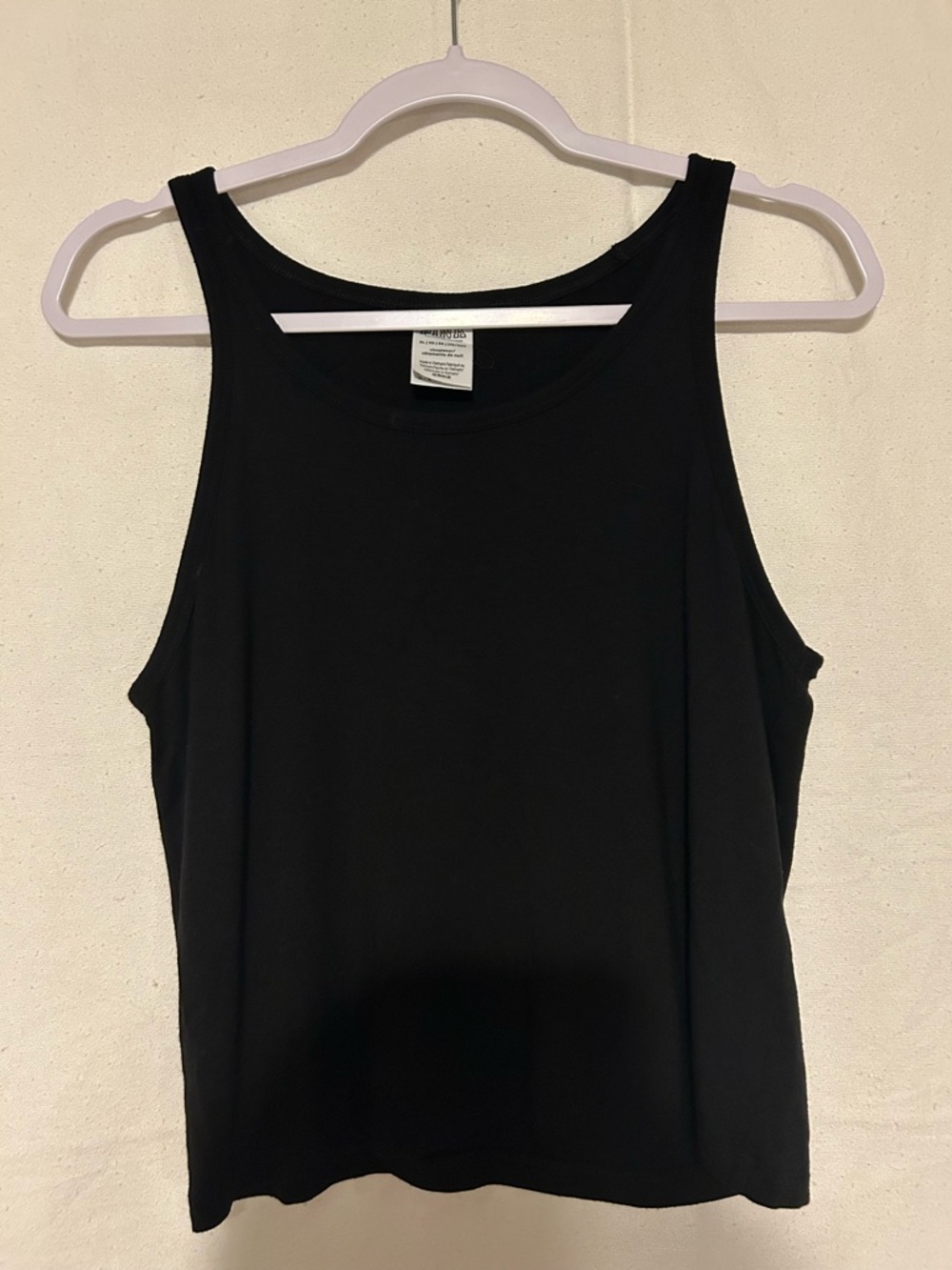 PINK Victoria's Secret Black Scoop-Neck Crop Tank